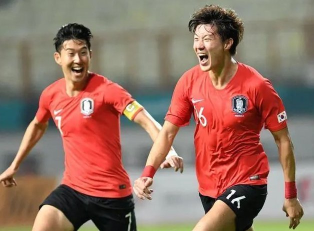 做好准备，是时候迎接季中冠军赛版本的到来了！自5月2日开始，13支来自全球各地的顶尖战队将汇聚一堂，在13.8版本中争夺季中冠军赛的冠军